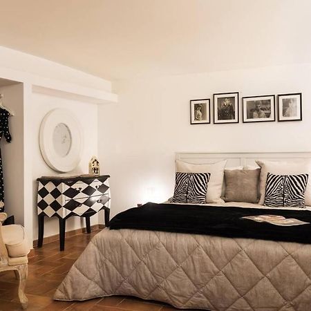 Lovely Colosseum Loft Apartment Róma Kültér fotó