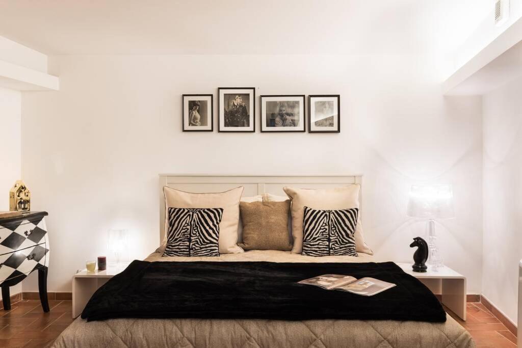 Lovely Colosseum Loft Apartment Róma Kültér fotó